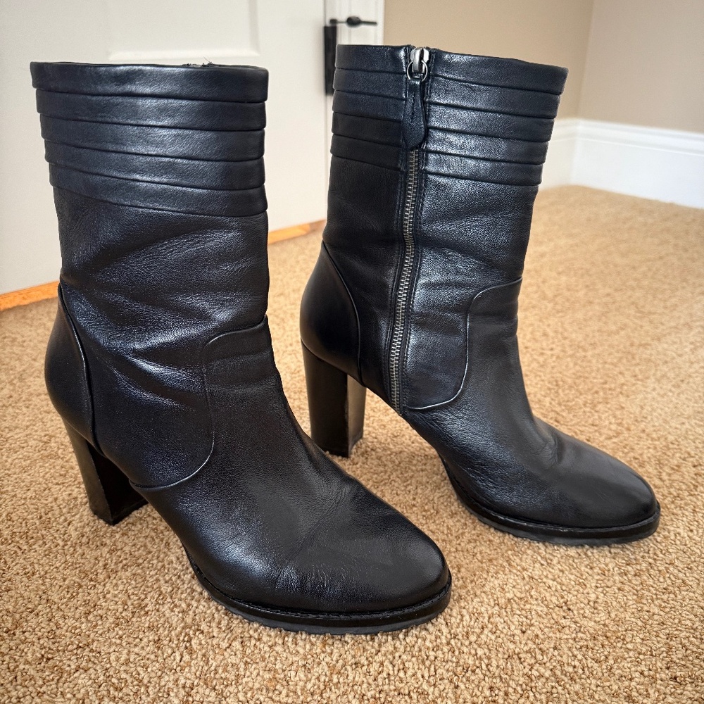 Johnston & Murphy Black Leather Boot